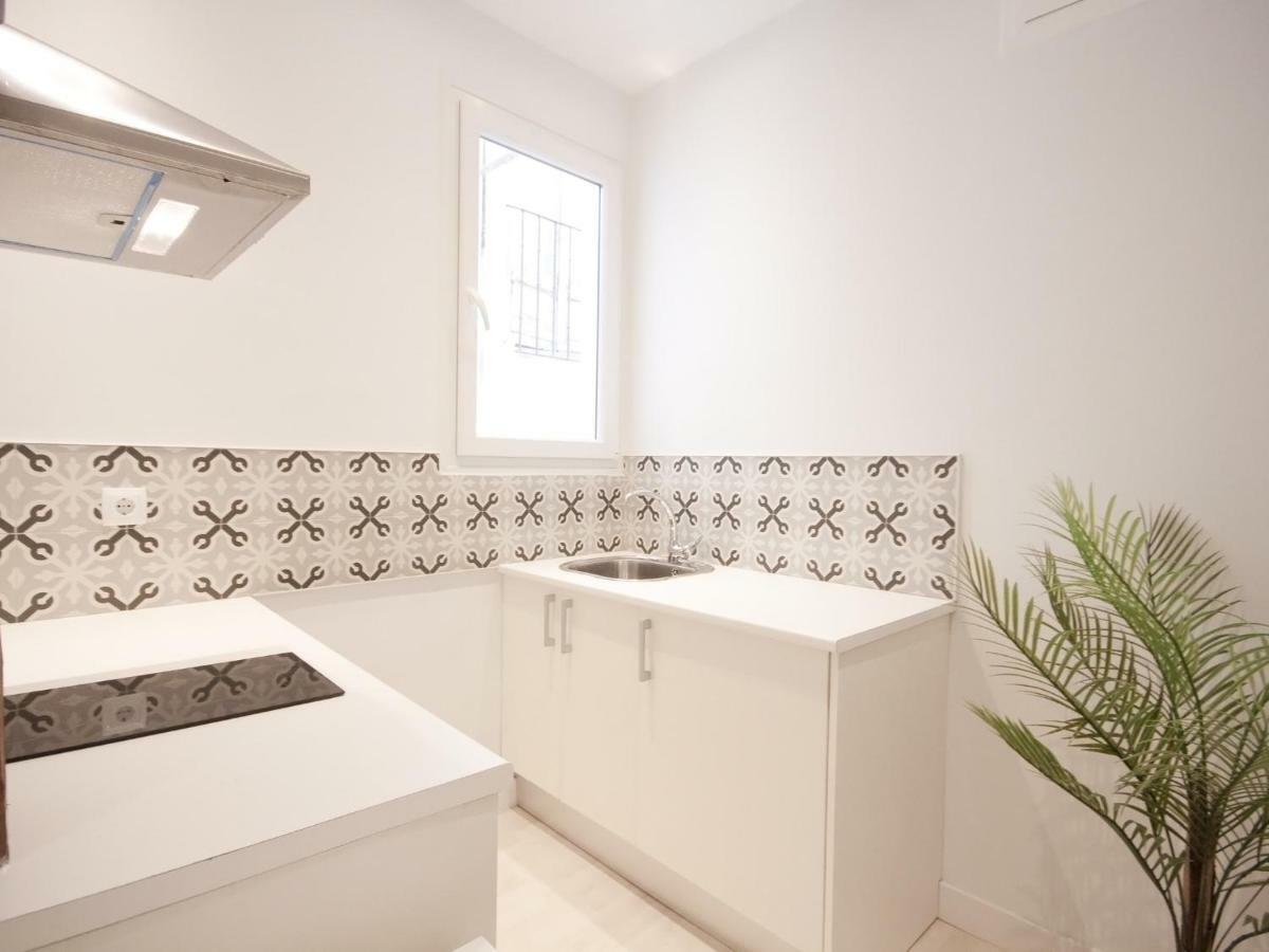 Apartamento Con Encanto En Opera マドリード エクステリア 写真